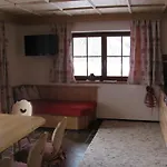Hutte Thaler פוגן