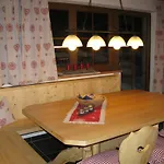 Hutte Thaler פוגן