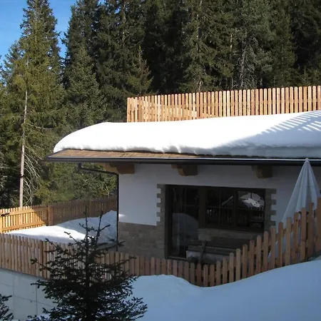 Hutte Thaler * Fuegen