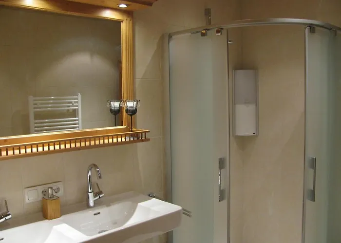 Hutte Thaler シャレー フューゲン