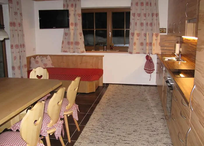 Hutte Thaler Alpesi faház *